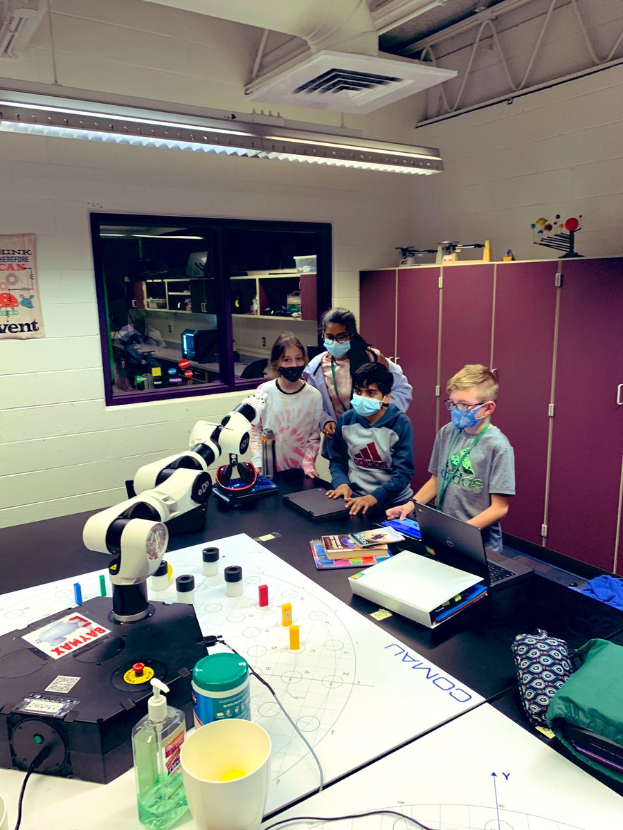 DrWebberRj's tweet photo. When we speak about creating an “Equity of Opportunity” in @NCSD - it looks like this - EACH @NoviMeadows 6th grader receives 35 hours of dedicated high quality robotics capacity building via the amazing @MeadowsRobotics and the @comaugroup https://t.co/fQf2lpCff6 platform https://t.co/4S562R8R5P
