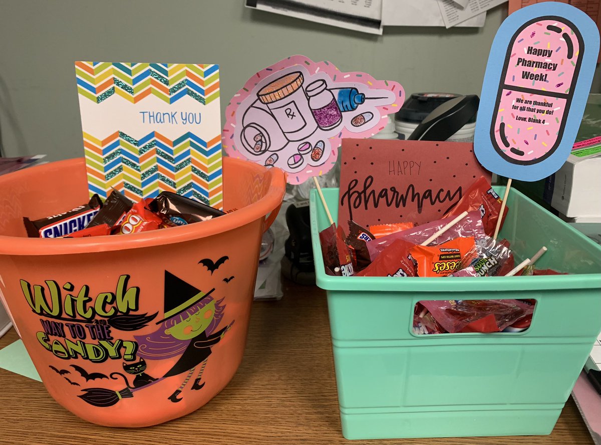 UPH_PharmRes's tweet photo. What a fantastic place to work! Pharmacy week kicked off with treats from our nursing units, appreciation from many of our docs, hunting for the Golden Ticket and enjoying “Favorite Things” bags. #PharmacyWeek https://t.co/4A34YR7gLu