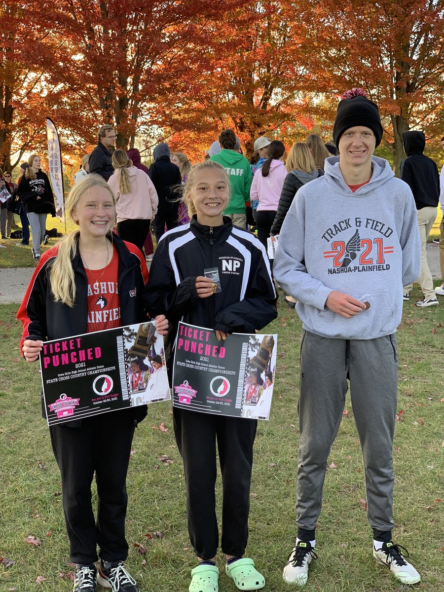 These three punched their ticket to state! Kadence  4th, Amberley 9th and Drew 7th. With celebration there is always some heartbreak. Jennah Carpenter finished 11th,  missing state by just 1 place and the girls team finished a close 3rd, just 4 pts behind Newman. #HuskyNProud