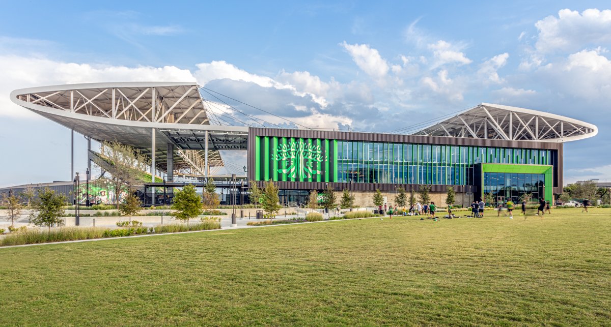 AustinCML's tweet photo. Our ATX  team celebrated @Q2Stadium receiving an @abcctx Eagle Award. The award event was at the Four Seasons at San Jacinto Center, our first project in Austin. The team also received the ABC STEP Award for Safety! #AustinProud #AustinSafe https://t.co/ihiqAj6Yr6