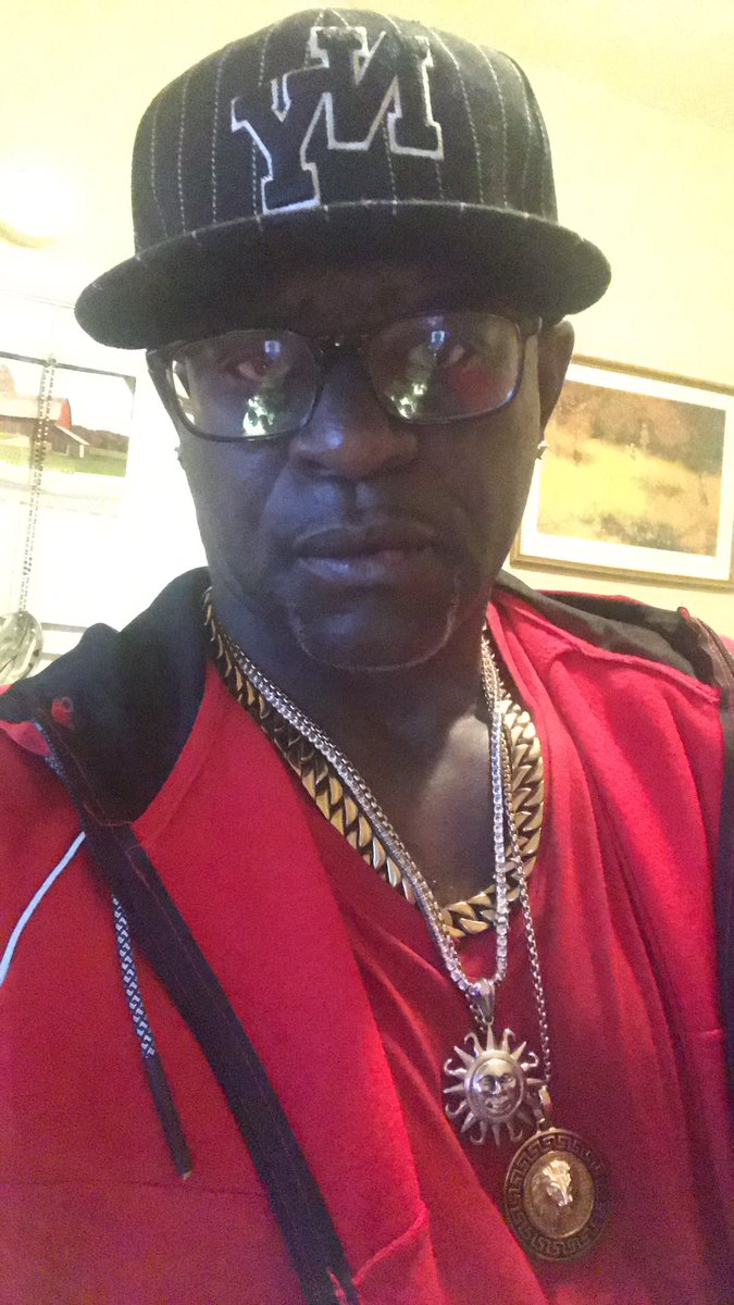 CInfamousg tweet picture
