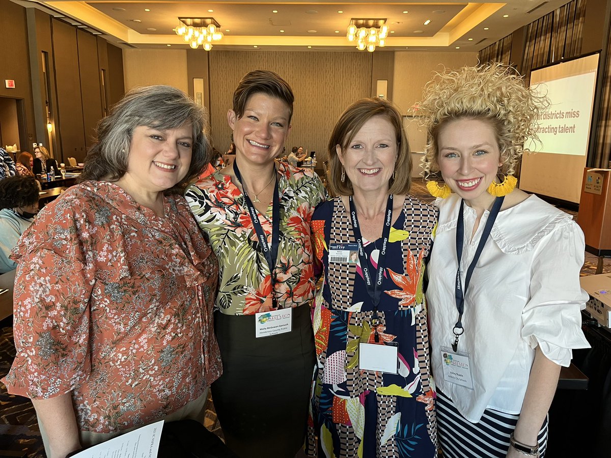 tvmelissa's tweet photo. Great learning &amp; reconnecting with @scnspra @NCSPRA friends this week!  💯 Grateful for a husband holding down the fort @ home and a boss @RGary1906 who supports PD and #SchoolPR! Until next time, Charleston! ☀️🌴#RestoreRebuildReconnect https://t.co/NolTO2KeAA