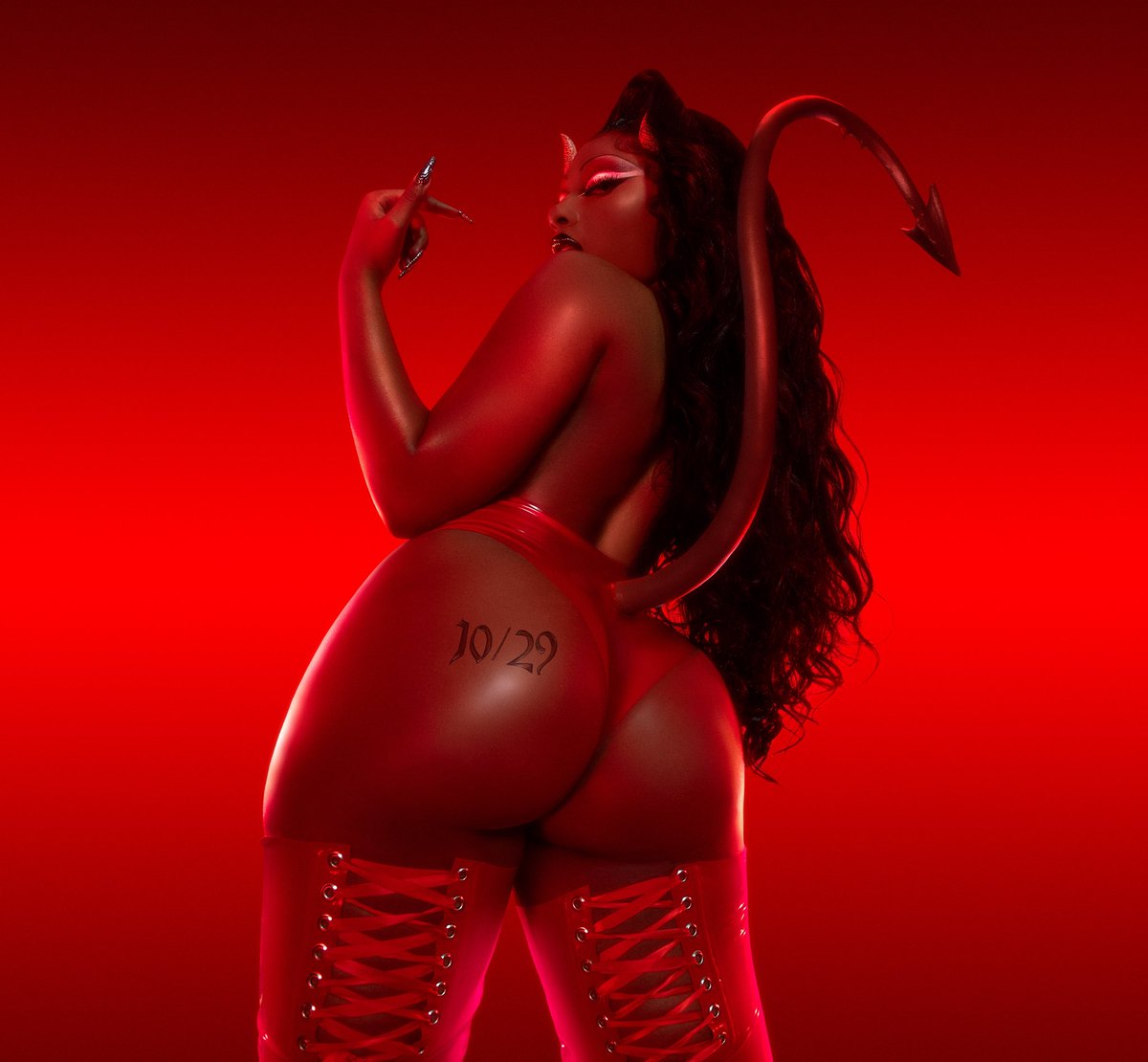 theestallion's tweet photo. PRE SAVE SOMETHING FOR THE HOTTIES IF YOU A BAD BITCH https://t.co/SSja0kEYGR https://t.co/H2OWRFcsAj
