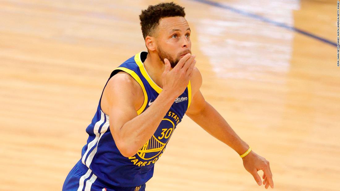fd_guru's tweet photo. If Steph Curry scores 24 or more real points tonight, ONE RETWEETER will win a year long all sports Premium Pass from me ($500 value)!

Must be following me! https://t.co/xzWp9ohohV