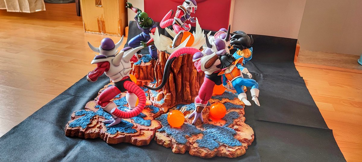 luiski1985's tweet photo. Piccolo vs Freezer - vkh

#luiskiCollection

#DragonBall #BolaDeDrac #DragonBallZ #BolaDeDracZ #ResinCollection #Bola4Estrellas #FigurasDeColeccionismo #Coleccionismo  #Goku #Gohan #Vegeta #Piccolo #CorPetit #Bulma #Krilin #MutenRoshi #Cell #Freezer #Freezer #Resina #Resin https://t.co/uhENuBAjcQ
