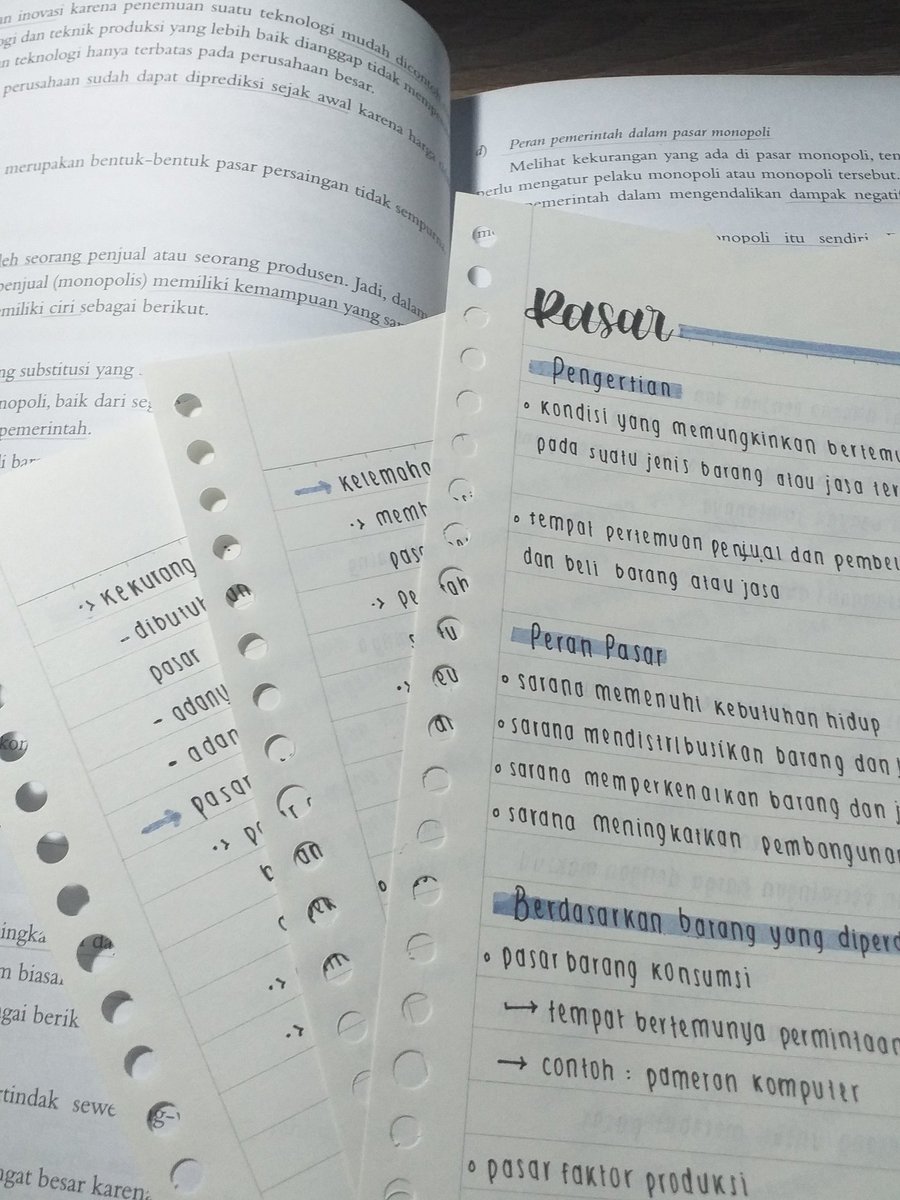 sun2study's tweet image. 21.10.21 ✧ it's kinda long time not uploaded sun progress, but here you are! this was the yesterday study session wity geo + eco! i have  geo test today 😬👍. anyways, good morning and have a nice day luvs &amp;lt;3