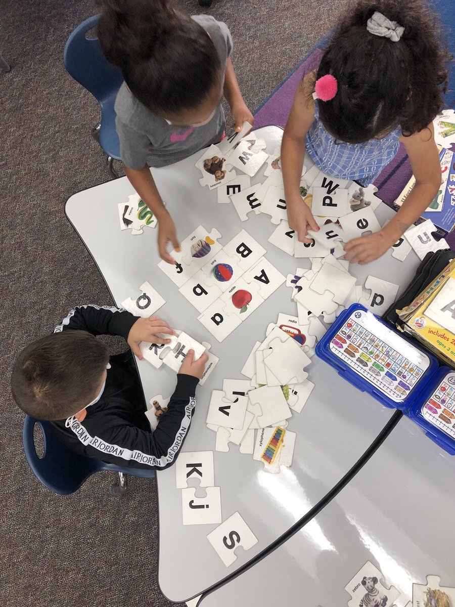 mrs_byaghi's tweet photo. Today we started our RIASEC PARTY!
Our students built shelters for farm animals, investigated by solving a puzzle, and used their artistic abilities to create a Halloween poster. #WoW #riasec @LinzFeliberty @bautistat27 @VistaGrandeCV @CajonValleyUSD @davidmiyashiro @EdHidalgoSD https://t.co/VJWR7o76Jd