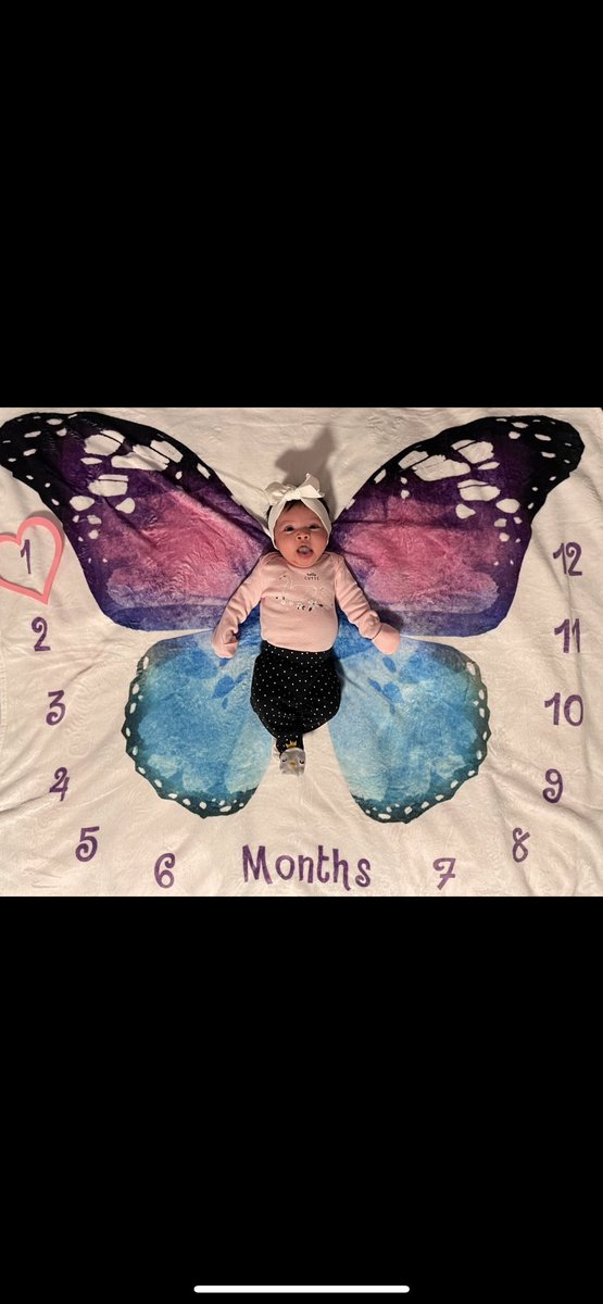 JacquezLynsey's tweet photo. ONE•MONTH💕 I never thought time would go by this fast my sweet baby girl🥺💜 mommy and daddy love you 🥰@therealzd_ https://t.co/Nk0OH9GS51
