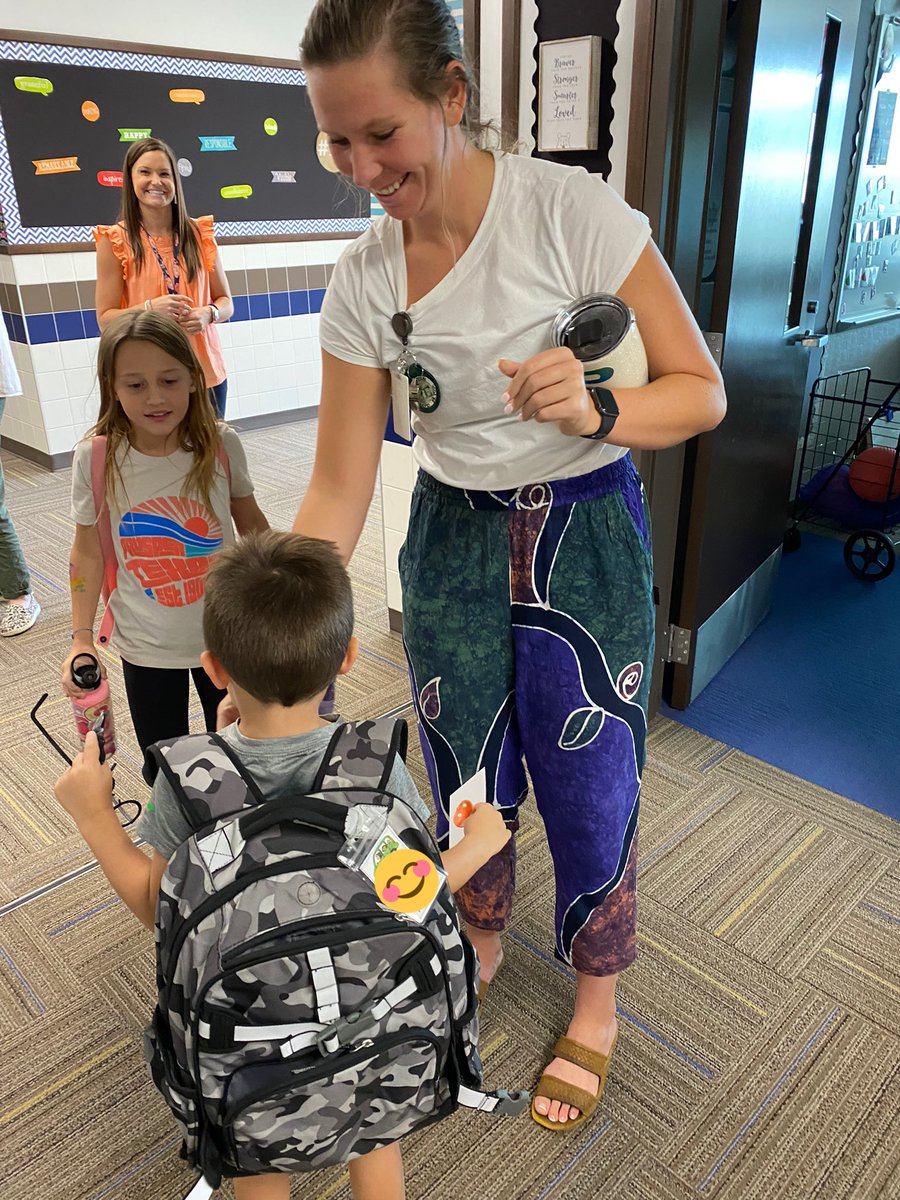 I am thankful for <a href="/MissHarvey3rd/">Bri Harvey</a>! She always encourages our Kinders and spreads kindness everywhere she goes!💛🌟☀️ #BestOfBoyer