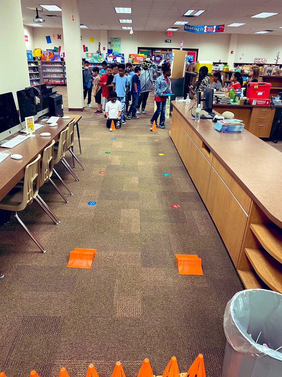 CoyotesRead's tweet photo. A busy week in the @CoyotesRead Library this week! We learned about #DigitalCitizenship, researched, set up #BookFair, had our first #robotics club meeting and more! Tomorrow is #bookfair preview day for our Coyotes! @SpheroEdu https://t.co/0IauQQ6sh7