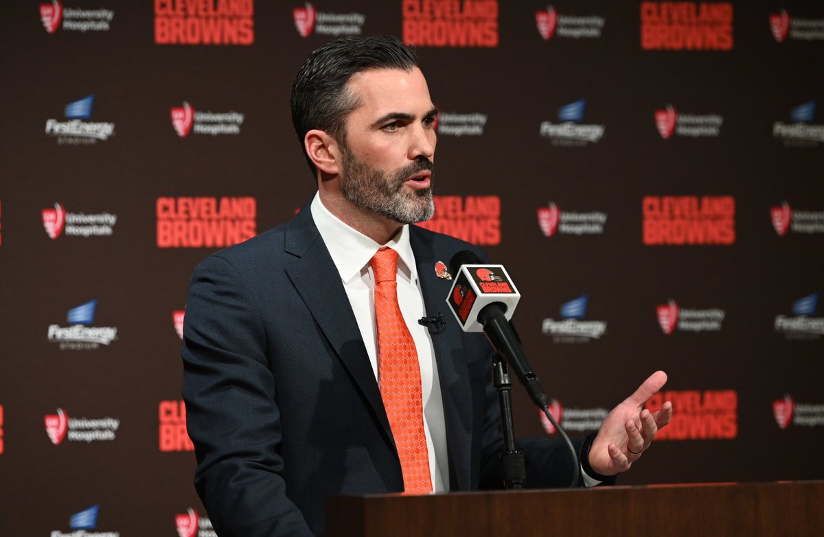 ascendcleveland's tweet photo. “If you aren’t working out at Ascend Fitness &amp; Spa, not only are you not at the greatest gym downtown, you’re also not helping support the Browns.” 

- Kevin Stefanski https://t.co/h2eEoGthnY