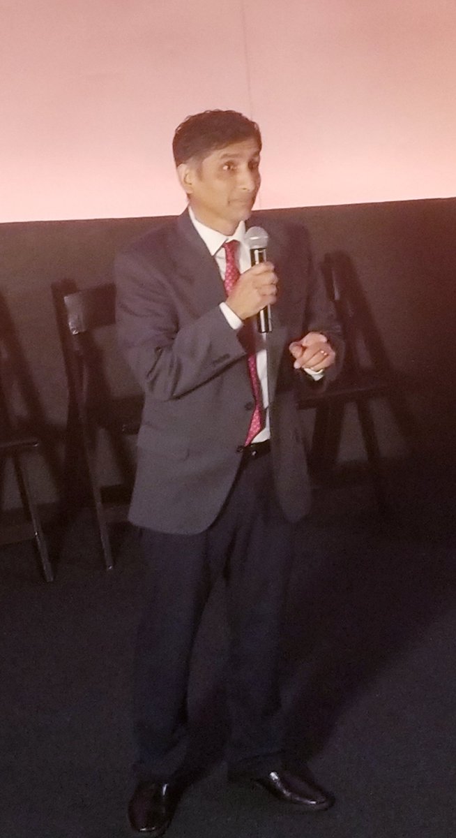 TheFundChicago's tweet photo. Principal Marcelo Costilla from Reilly ES gets vulnerable about being okay to be human, to not be okay and to rise up to do this work everyday at #PrincipalPrideChi #LeadingUsForwardEvent at #MSIChicago #TheBestAreWithCPS #FifthThirdBank #WBCares https://t.co/BWnEj9e8k7