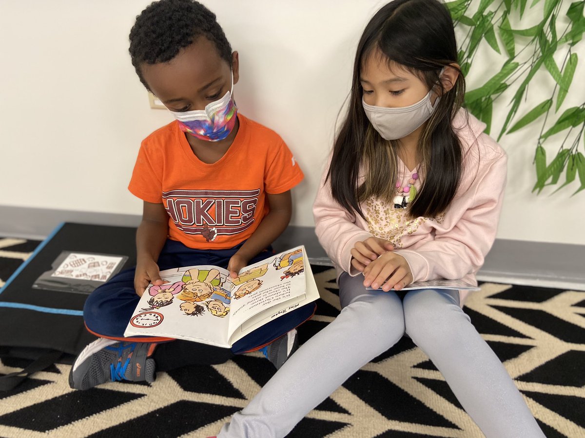 MissRogersGPE's tweet photo. Today we used anchor charts to remind our partners how to practice good reading habits! #RockstarReaders #GoGPGators @MrsBeltranGPE @GPECoTeach https://t.co/JKSM6GGwEH