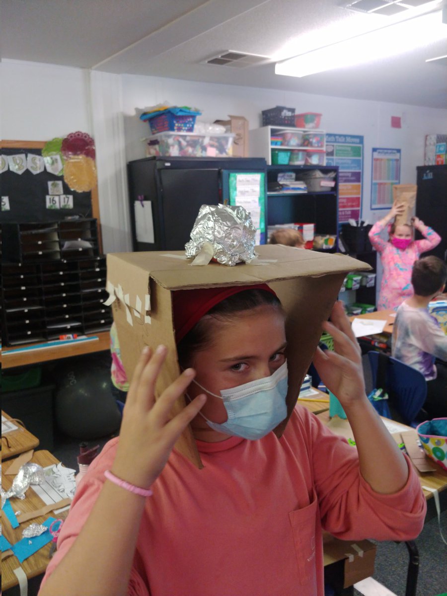 Fordfourthgrade's tweet photo. Apple a "head" steam challenge was a success. Many pulled it off! @WinterpockES https://t.co/IrpAz9ALeO