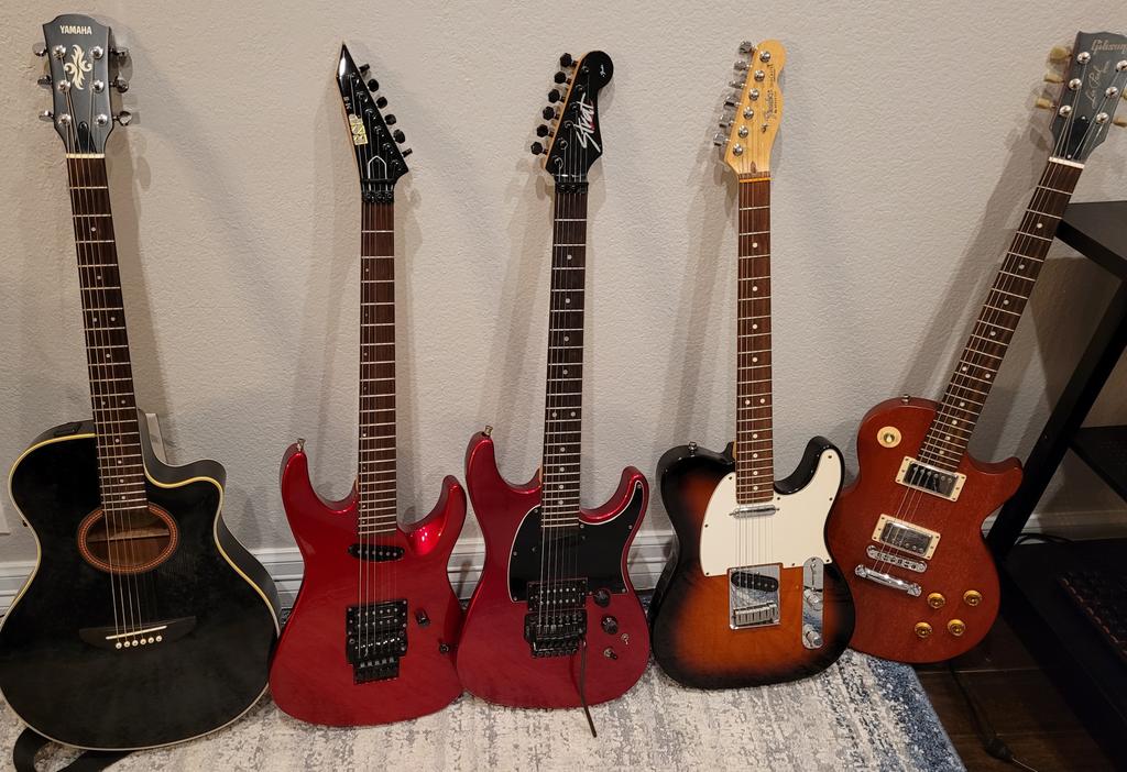 BarisaMark's tweet photo. Casualties of our house flooding. They still look beautiful, but damaged beyond repair. Had to take them out one more time together for a last photo.
Thanks boys for an amazing ride!
#GuitarDreams
#Memories
#SadGoodbye https://t.co/AlCPAH49XP