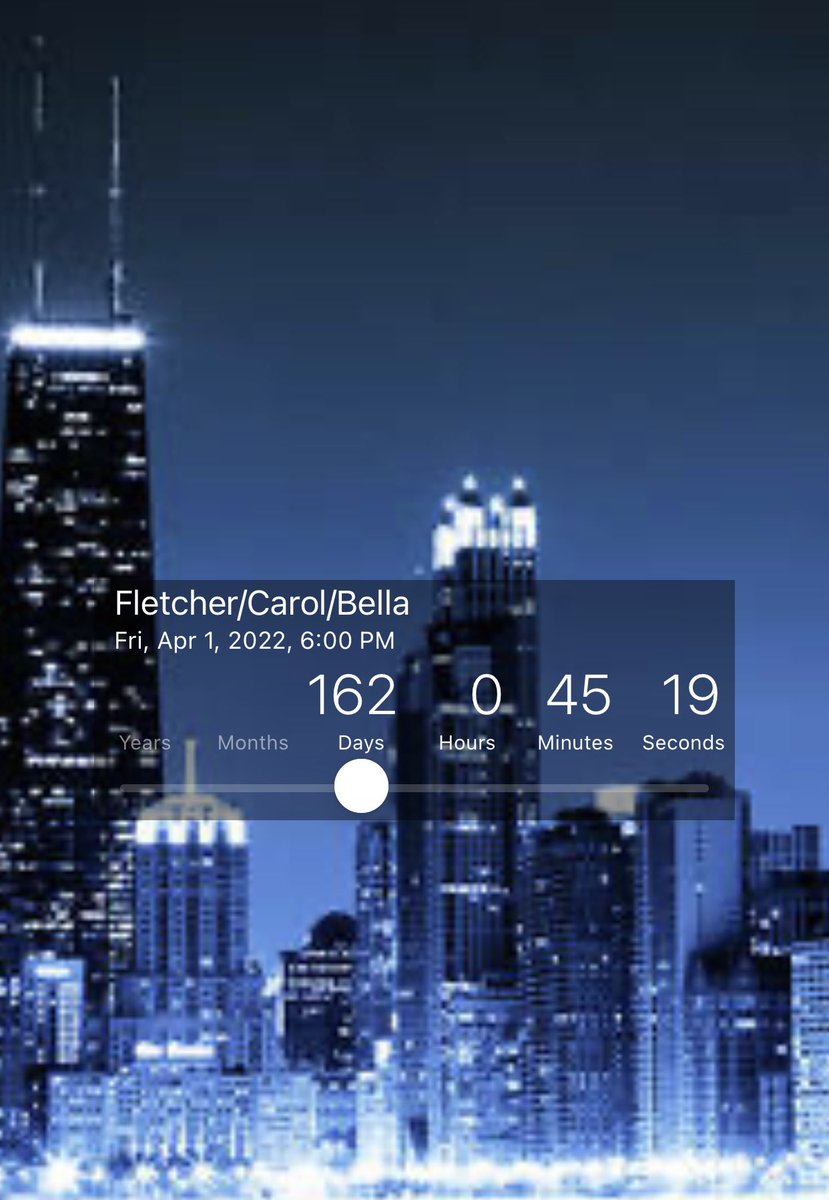 AUTigers4Ever's tweet photo. The countdown til I see my family @astevenswesley @anxietysdaughtr and we enjoy @findingfletcher concert is on. #LookoutChicago #FamilyReunion #GirlsGirlsGirls ๐ ๐ https://t.co/QDhtXsIbRX