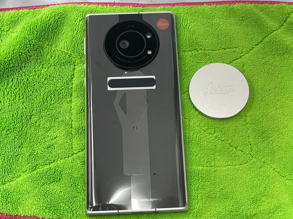 iosys_chuou's tweet photo. 新たな写真の歴史に名を刻む✨
【LEITZ PHONE 1 LP-01】
SoftBank SIMフリー版
未使用品 税込179,800円
スナドラ888 5G
メモリ12GB
ストレージ256GB
圧倒的な高画質と、
ライカらしい優れた描写を
実現できるカメラ機能を追求💖
\\ライカのカメラ体験//
#akiba #イオシス #LEITZPHONE1 #LP01 https://t.co/OKWHxV3WnR