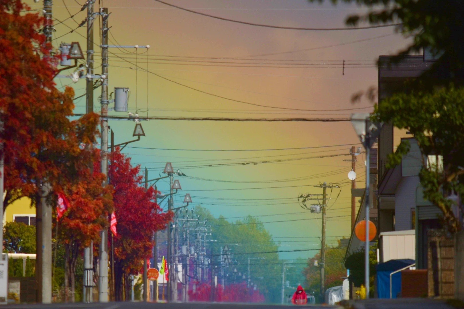 虹の根元ってほんとにあるんだ！珍しい、『虹の根元』を捉えた写真。