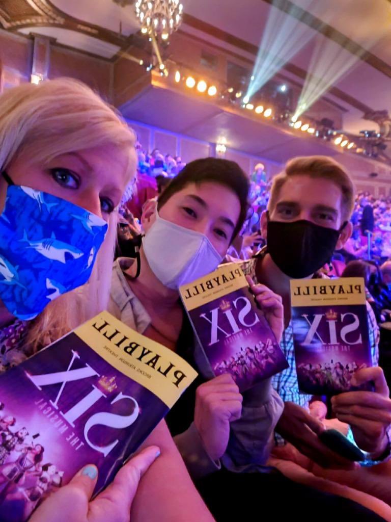 secretaustinman's tweet photo. I enjoyed @sixthemusical so much! I thought it brilliantly written and so sharply directed, produced, and performed. Brava tutti @MucyLoss @TheTobyMarlow @marlowandmoss @JARArmitage @robertaduchak @paulgatehouse @CarrieAnneIng #timdeiling #juliaschade and ALL 👏🏼👏🏼❤️🙇🏻♂️ https://t.co/EqJZP1v2OV