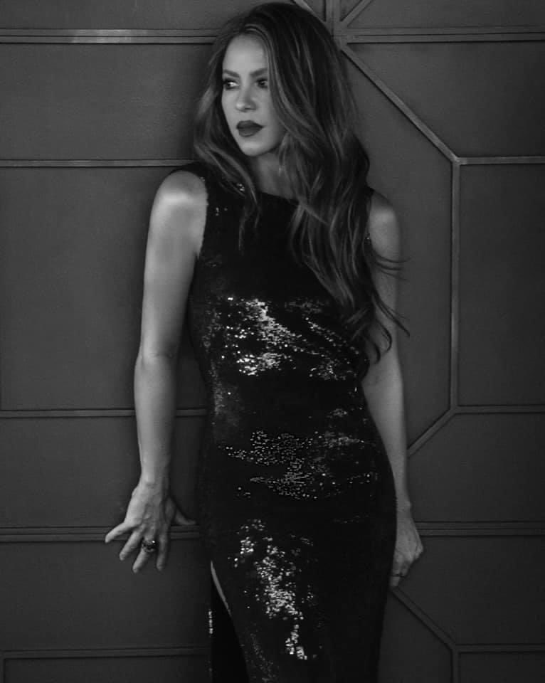 GirlsLikeYou29's tweet photo. Mesmerising #shakira #beauty #sexy https://t.co/VesCw8GdcU