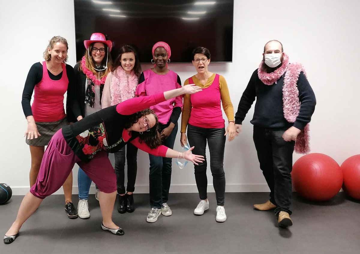 RuffrayE's tweet photo. Tous solidaires avec #OctobreRose2021 dans la Manche avec #Altitude_Infra https://t.co/j7JHdjr7i1