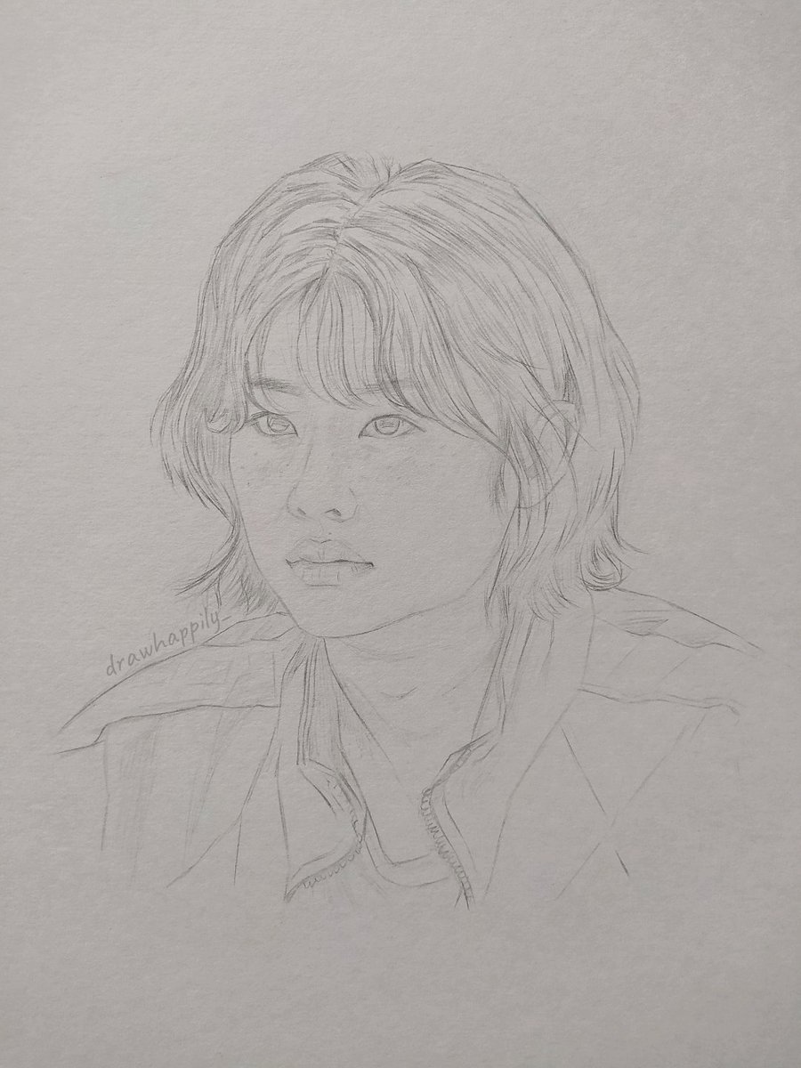 Drawhappily_'s tweet photo. #SquidGame #squidgamefanart #HoyeonJung #JungHoYeon #Saebyeok #Saebyeokfanart #HOYEON #오징어게임 #정호연 #Kdrama #kdramafanart #koreandrama #pencilsketch #pencildrawing #pencilart #새벽 #kangsaebyeok #portrait #squidgamenetflix https://t.co/6g4olmkZsl