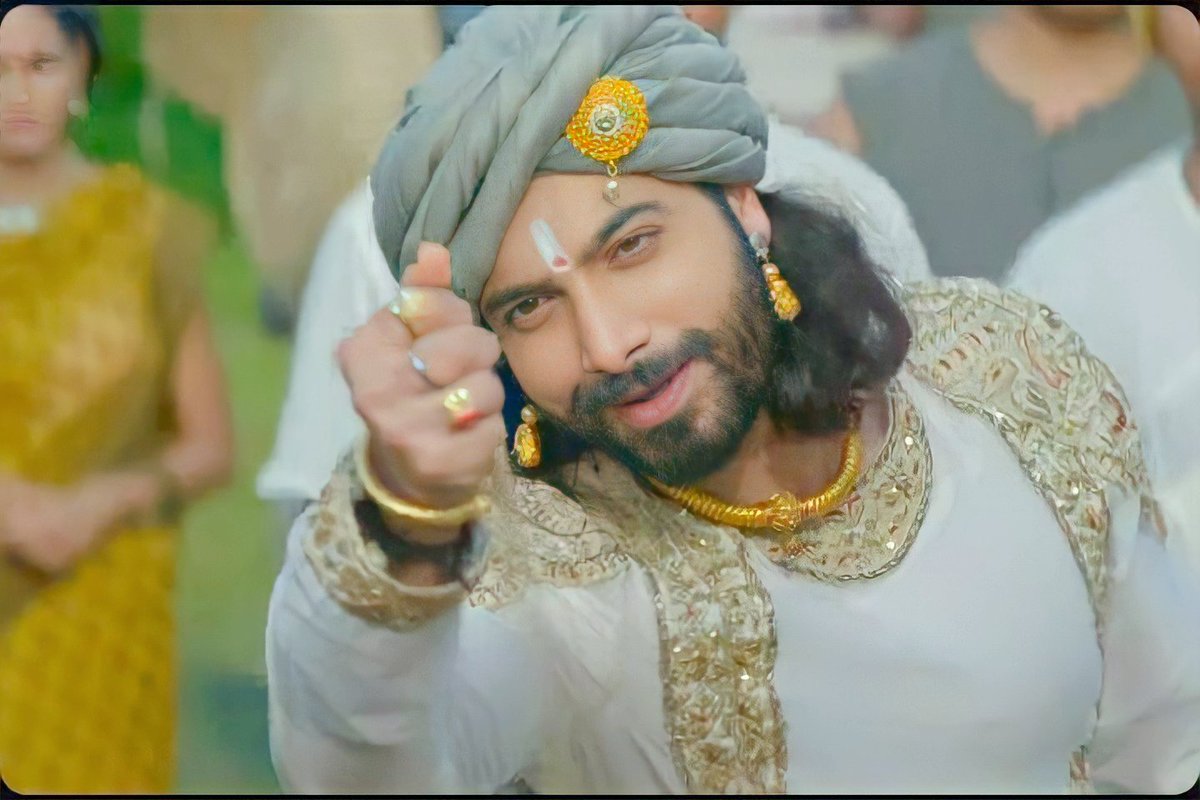 sharuholic's tweet photo. The king of expressions 🔥 warrior buxijagabandhu was on fire yesterday 😍🔥 
Don't forget to watch vidhrohi mon to sat at 6.30 PM only on star plus 
#SharadMalhotra #Vidrohi #BuxiJagabandhu #dpiff2022 #dpiffawards2022 @Dpiff_official @abhialmish https://t.co/CjdGRADEbM