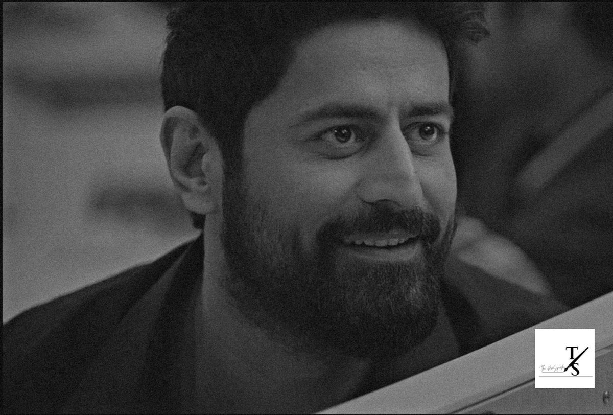 PriyashaPurkay3's tweet photo. His eyes, his smile, those dimples, the killer expressions - Why so awesome, Mr. Raina? 😉

@avidlyfangirlng @itsonlyrimi @itsmaya30 @Teju0806 @zebbie0504 

I'll this risk and ask - any fans of #MohitRaina from #IshqMeinMarjawan2 fd? https://t.co/9tTDERYKNH