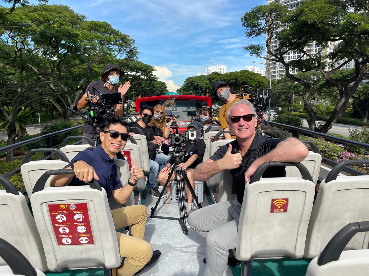 Tian_Beng_Ng's tweet photo. Had a fun time filming on top of an open-air bus with @GraingerWallis for the APJ Partner Marketing Spark event which is on 26 - 27 October. Please do join me at this year’s #DellTechSpark for Dell Technologies Partner Marketers! Don’t forget to register: https://t.co/ciuzTZNUhR https://t.co/M5nN1BEgSU