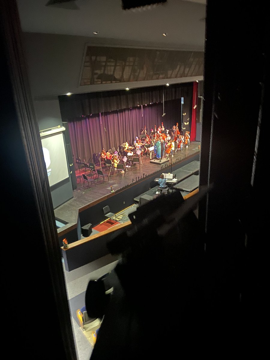AdamPeterson23's tweet photo. Great time tonight at MSD of Martinsville “Spooky Things and Fiddly Things” concert.  The costumes were great and so was the music.  Special thanks to our orchestra teacher Ms. Rachel Lanigan and her student teacher Miss Kira Hanger. @JohnRWoodenMS https://t.co/WlWf7kESzu