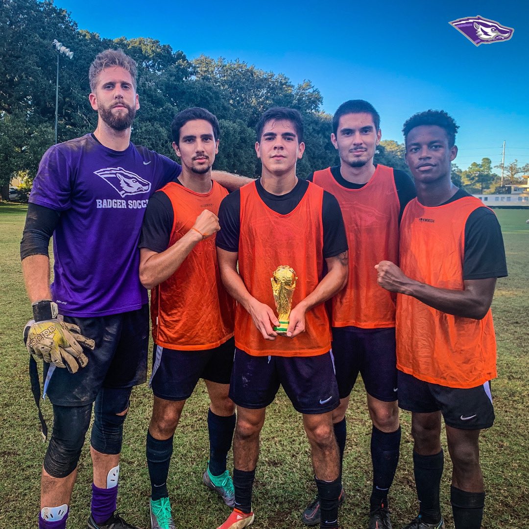 shcmensoccer's tweet photo. 🏆 The winner of today’s “Tournament of Classes”: Alessandro and “The Mutts”!
#TournamentOfClasses 🟣⚪️
#ALLIN #HillYEAH #PurpleUp https://t.co/fTWaCS6CLh