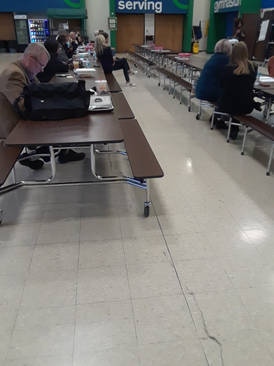 ServinginD11's tweet photo. Community meeting where parents, guardians, educators, business partners, and community leaders come together to discuss how we can equitably provide access and opportunities for our students @CSSD11 @D11Equity4All https://t.co/0z5qh1AuD2