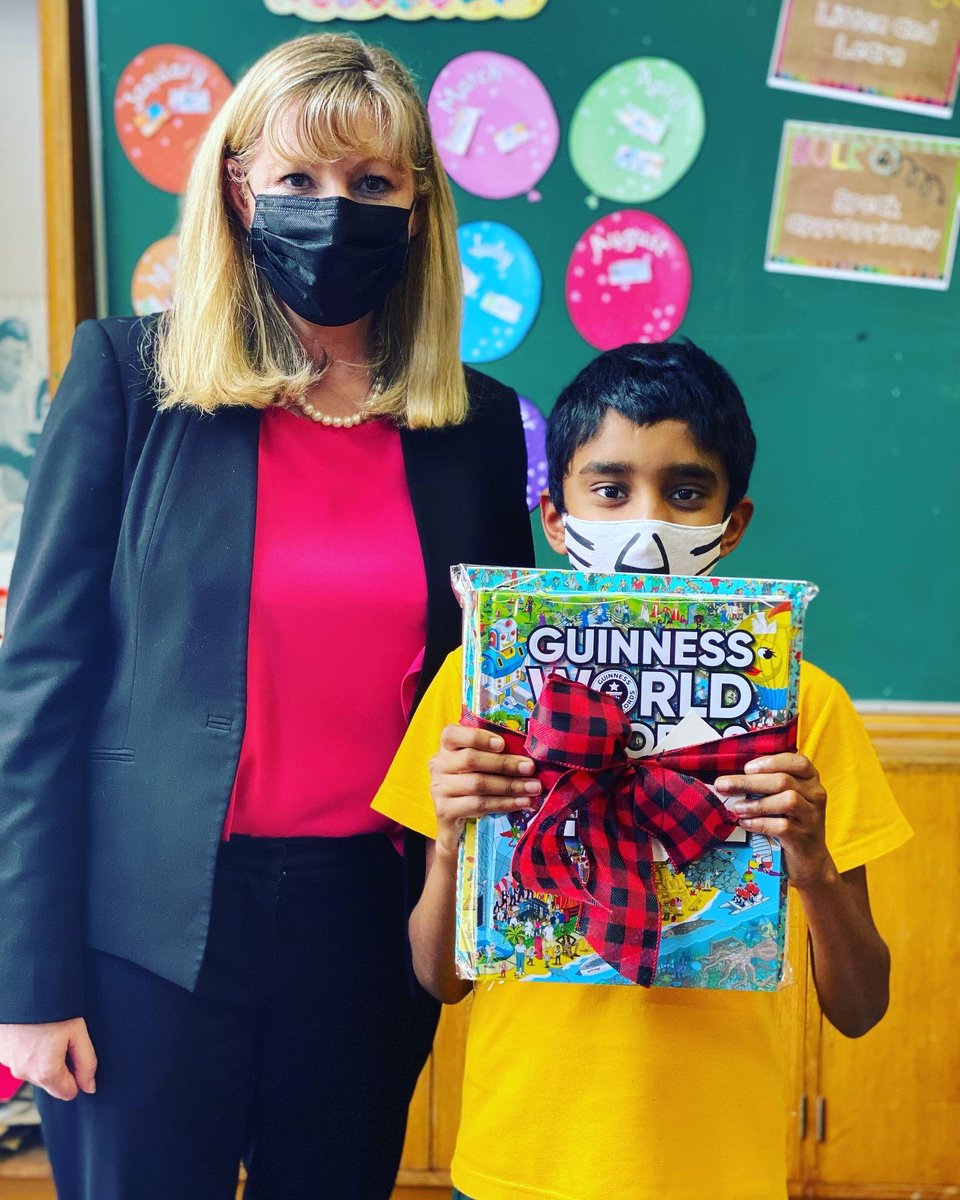 StBridgetsPS1's tweet photo. Congratulations to all our holiday competition winners! We hope you all enjoy your prizes. #primaryschool #stbridgets #balwynnorth https://t.co/oqfhR562VD