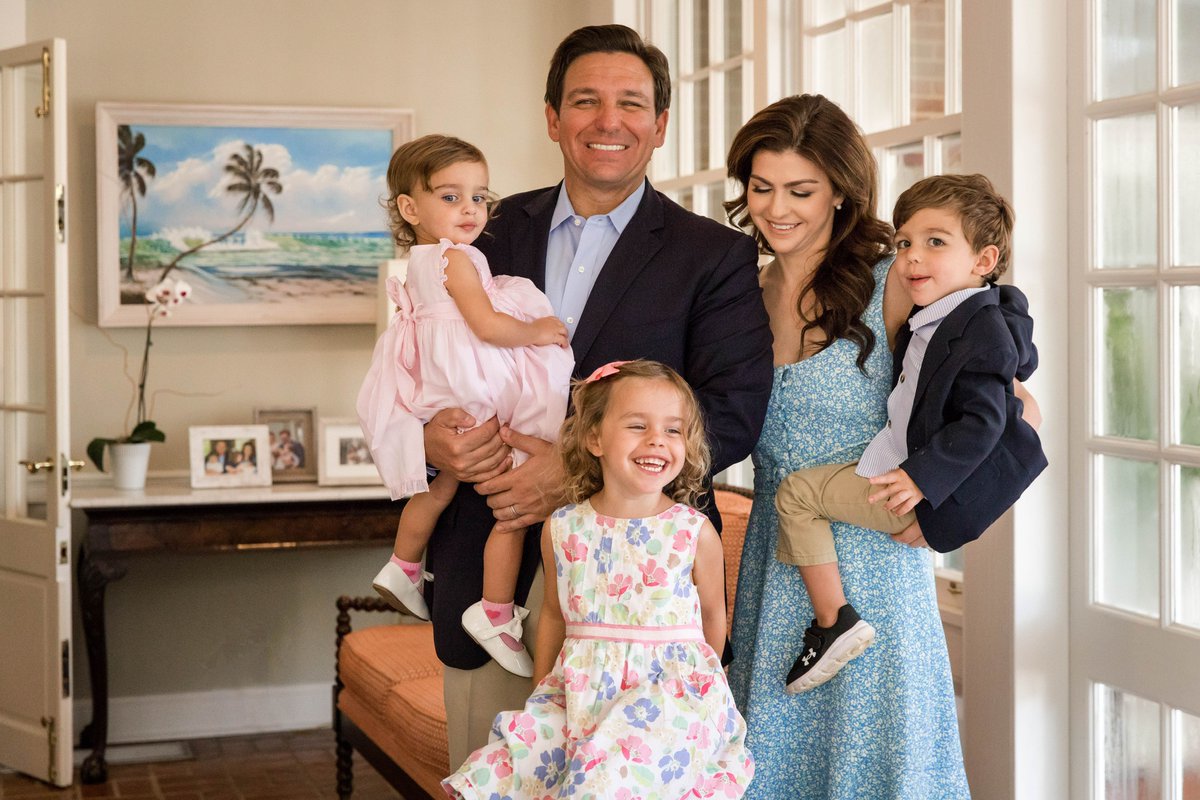 Ron DeSantis tweet media