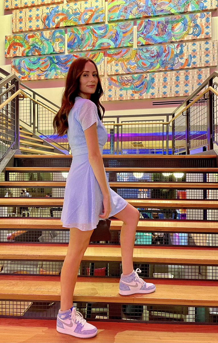 ky_mccoy's tweet photo. In my Air Jordan 1s for the Girls on the Run Sneaker Soirée 👟 

Proud to be part of an organization that empowers young girls to be strong and confident 💪🏼 

@Jumpman23 @GOTRI @GOTRBoston @Nike https://t.co/nBc9CSkJgz