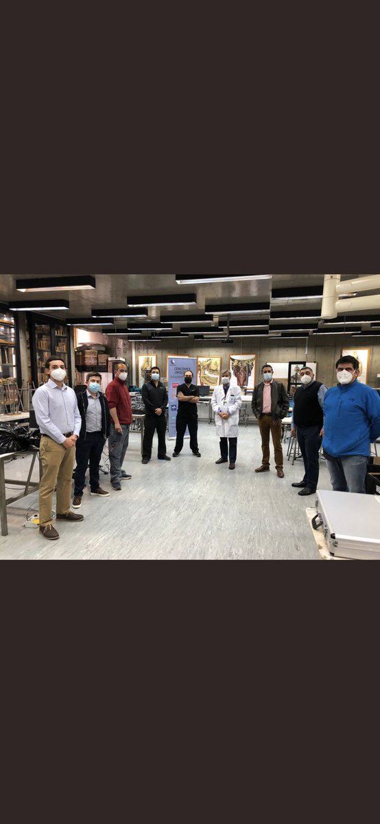 DrRamiroVargas1's tweet photo. Muchas gracias por el excelente curso #HOLEP @gaston_astroza @uroledezma @UrologiaPuc @Esteban_Acuna_G @filialendouro https://t.co/xG1Ur0VDcr