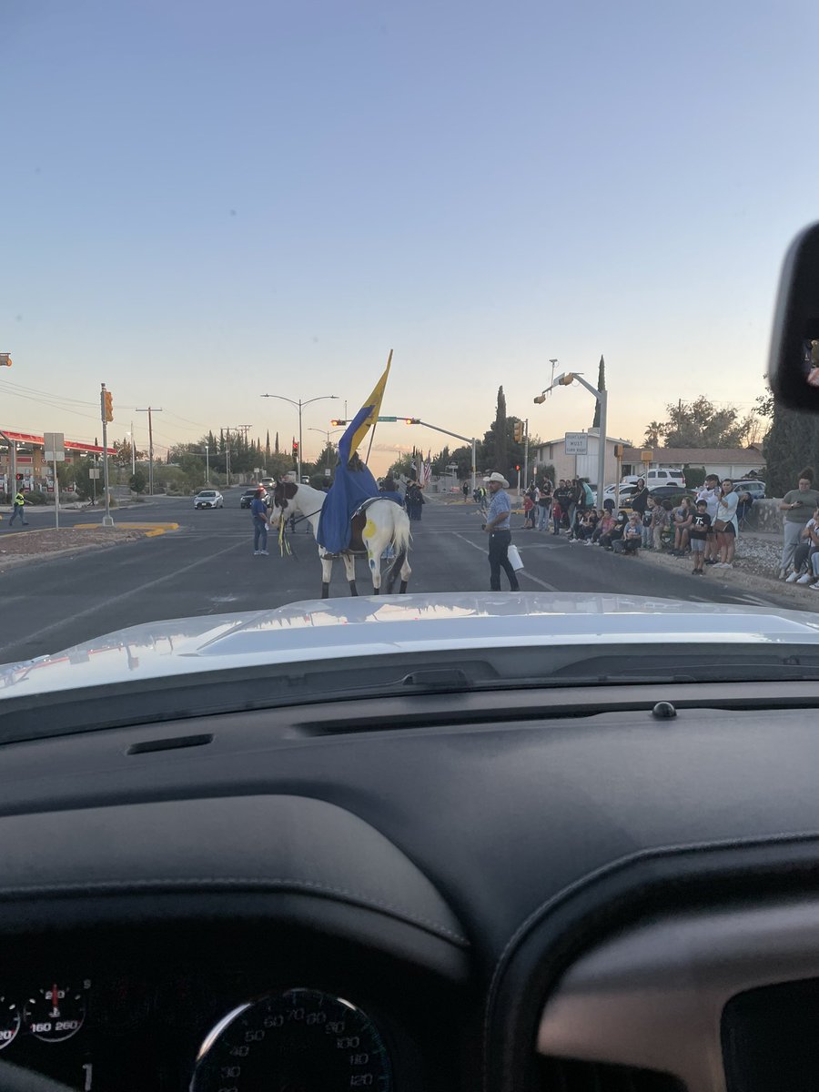 RNCarrillo_Nick's tweet photo. 💙💛HOCO2021PARADE💙💛 Brigade-Arcade!!! #adminfliat #fearlessleaders #goTroopgo #theDistrict @dem915boys @Btorres_EHS @ZubiateSteve @AllenHaynes_AP @Txchick92 https://t.co/mCwWhyQdjB