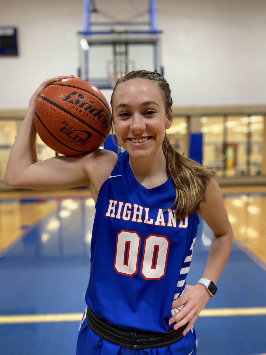 taylorallen_00's tweet photo. Super excited about season starting, but even more pumped about how my official visit at Lubbock Christian University went!! Thank you Coach Gomez, Coach Self, Coach Kaycie, and Coach P for giving me the opportunity to become a Lady Chap! PECK ‘EM!❤️💙 @LCUWomensBball https://t.co/1NXZScaYvt