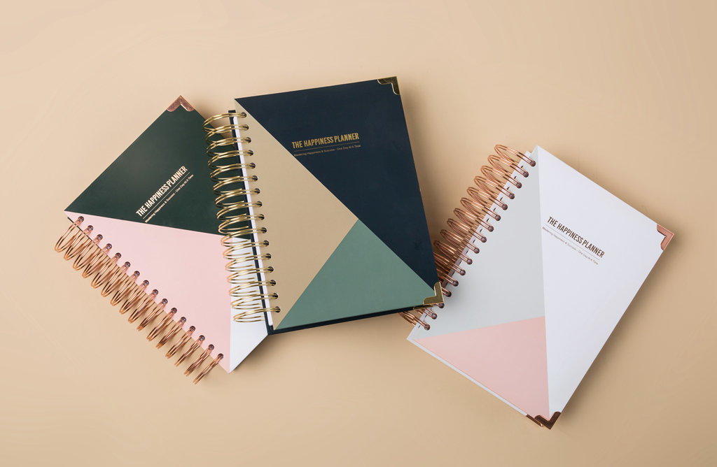 letuswriting's tweet photo. 2022 planners.

#planner #spiralboundplanners #2022planners https://t.co/XQmwfVN7r8