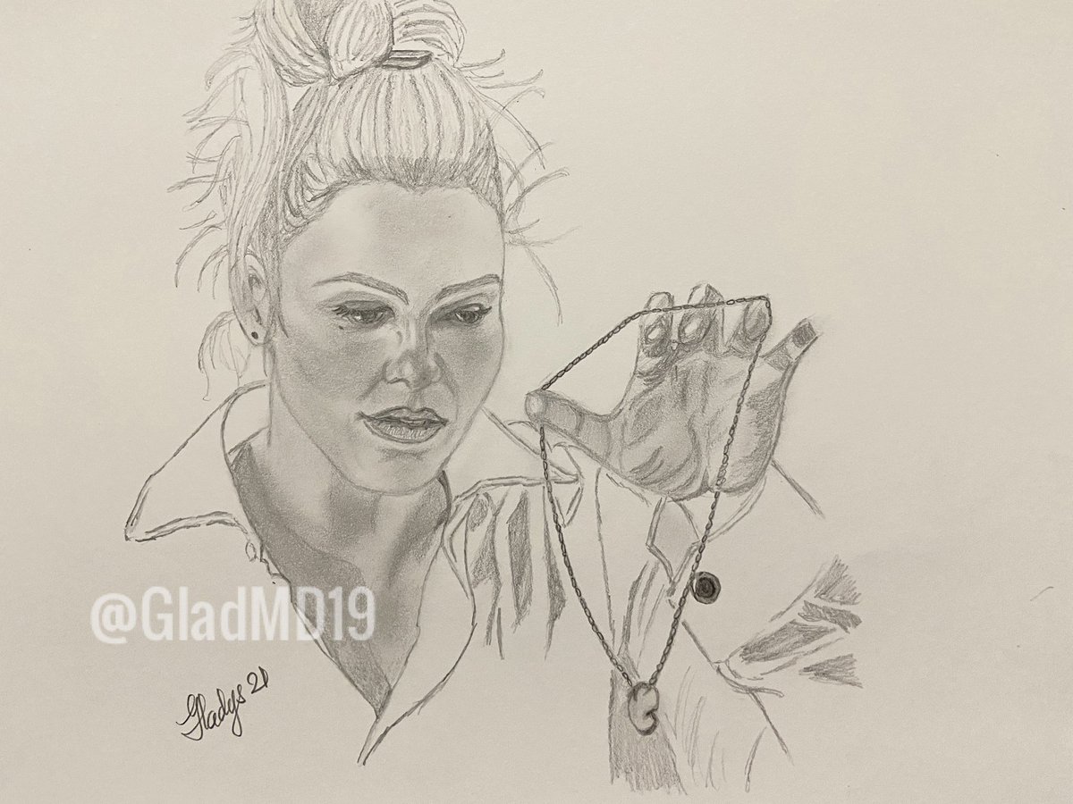 GladMD19's tweet photo. Day 21: Necklace #Lucitober2021
What it is?
Itโs the bulletโฆโค๏ธ
Pencil drawing #LuciferNetflix #LuciferS3 #bulletnecklace #VegasWithSomeRadish #lucifer #chloedecker #laurengerman #fanart #fanartist #luciferfanart https://t.co/0hUzlxLEmH