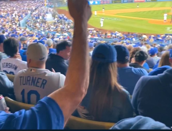 Let’s go Dodgers!!! You got this!!!!
#DodgersVSBraves #dodgerstadium #dodgersinplayoffs