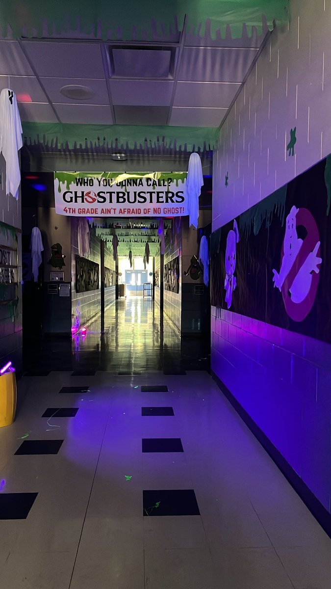 They weren’t kidding when they told me “fourth grade is the best grade”! In all seriousness this team rocks , so lucky to be a part of the fun! #rockyourschool