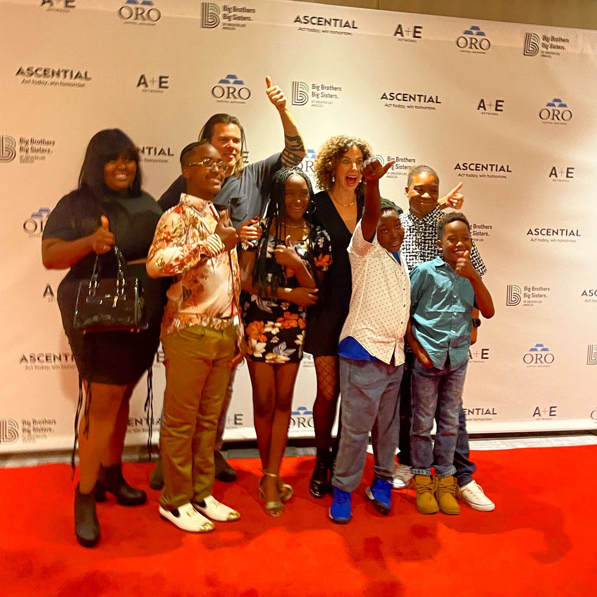 BBBSLA's tweet photo. 👍 Leave us a big THUMBS UP if you love #BBBSLA!
❤️ Incredibly grateful for all of you who are celebrating #BigNightOut or #BigNightIn with us tonight!
#BBBS https://t.co/4bG2dtI1Vl