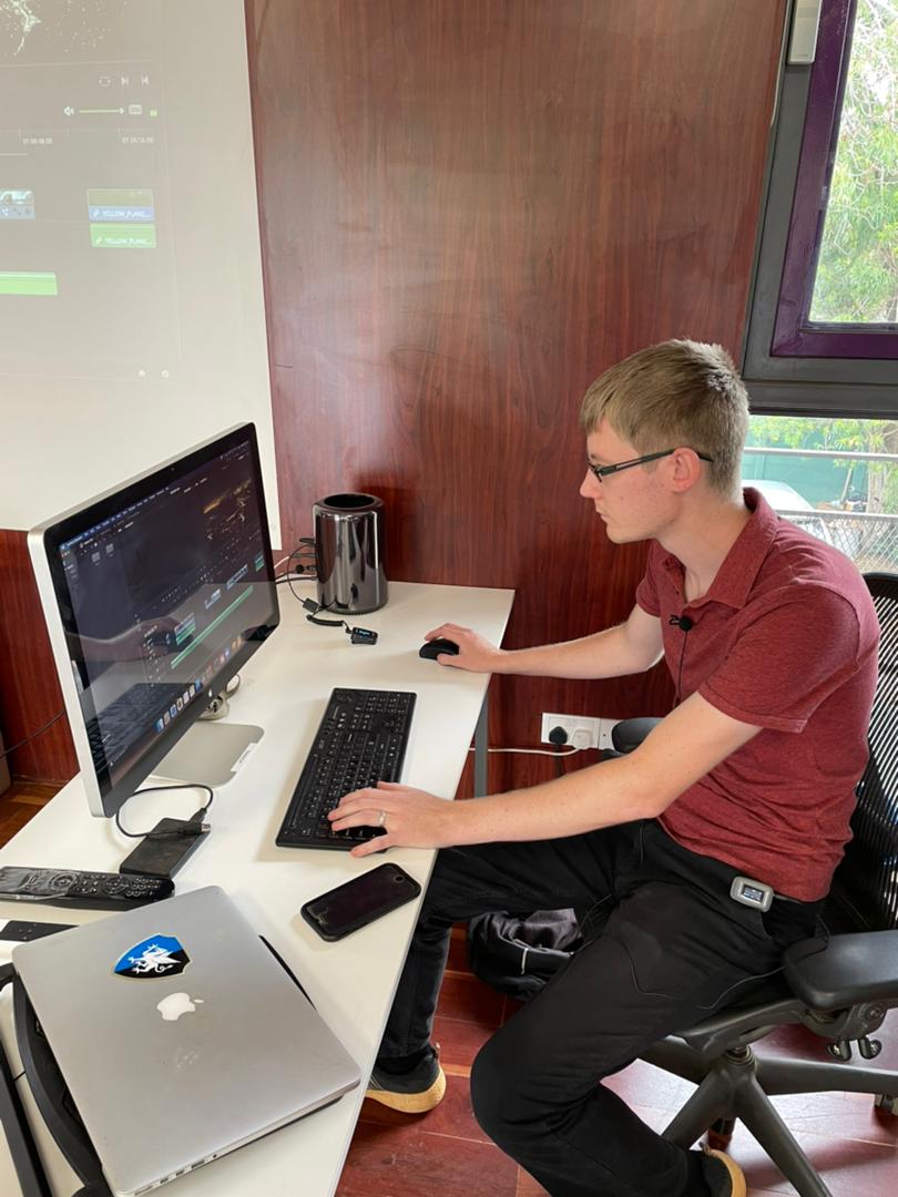 C_April517's tweet photo. Saramonic in #Zimbabwe 🥰
Blink500 Pro used in training session by @SolutionCentre 💻👨‍🏫
#Blink500 #Blink500Pro #wireless #microphone #Africa
#onlinecourse #onlineconference #elearning #eLearningCourses
#Apple #iOS #iMac #computer #iPhone https://t.co/WkSZPkUlrv