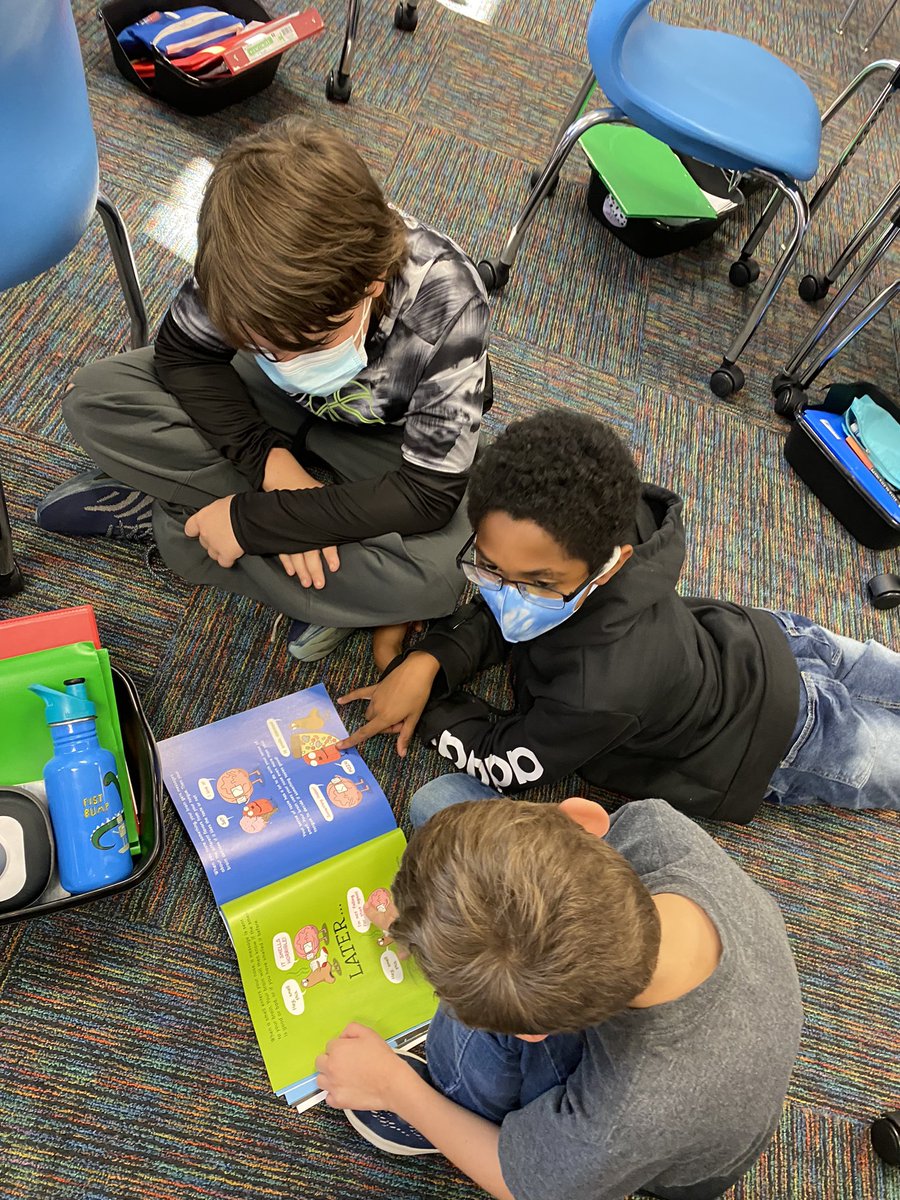 mrsslot5th's tweet photo. Book buddies with @MissLong_2nd graders! Thanks for reading with us 📚@BryanRoadES https://t.co/aCBahm0jRy