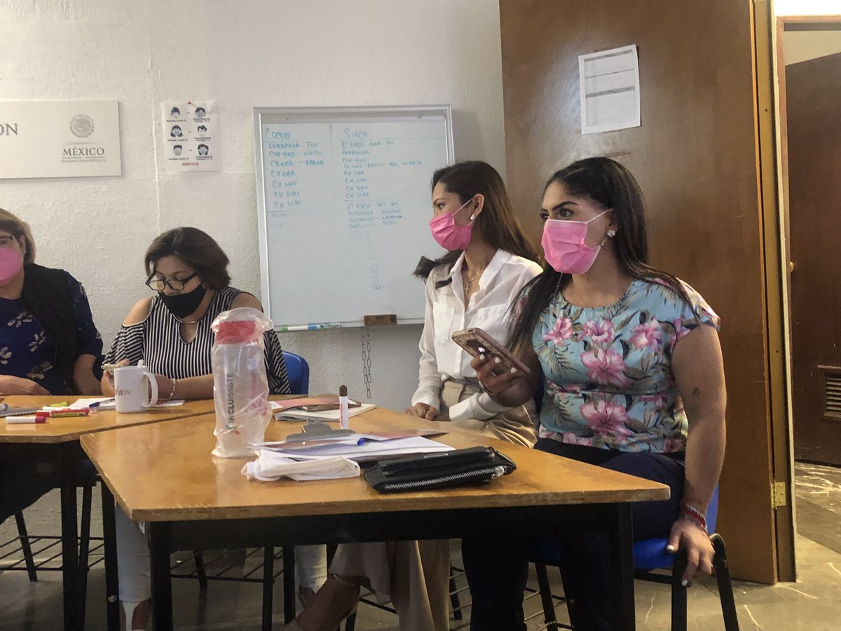 Md11Vale's tweet photo. Hoy tuvimos el honor de contar con la presencia de la Maestra @coyogarciab , quien impartió el taller “En materia de prevención y atención de la violencia contra las mujeres” dirigido a trabajadoras de #ISSSTE, En coordinación con el Instituto Sonorense de las Mujeres #ISM 👏🏻 https://t.co/TABR1biqwF