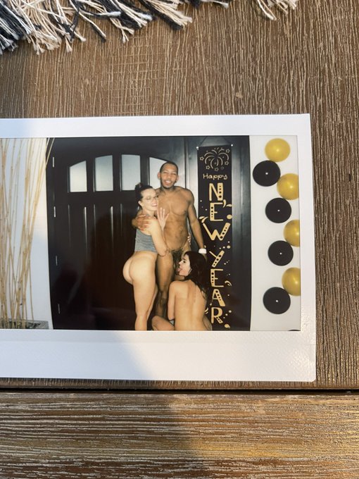 Yesterday with the AMAZINGLY HOT @RocketKylie and @Rickybehavior for @Brazzers 👀😈 https://t.co/d1Iut<a class="tags" href="/tag/rocketkylie">@rocketkylie</a><a href="/tag/galentinesday"class="tags"><span>#galentinesday</span></a>