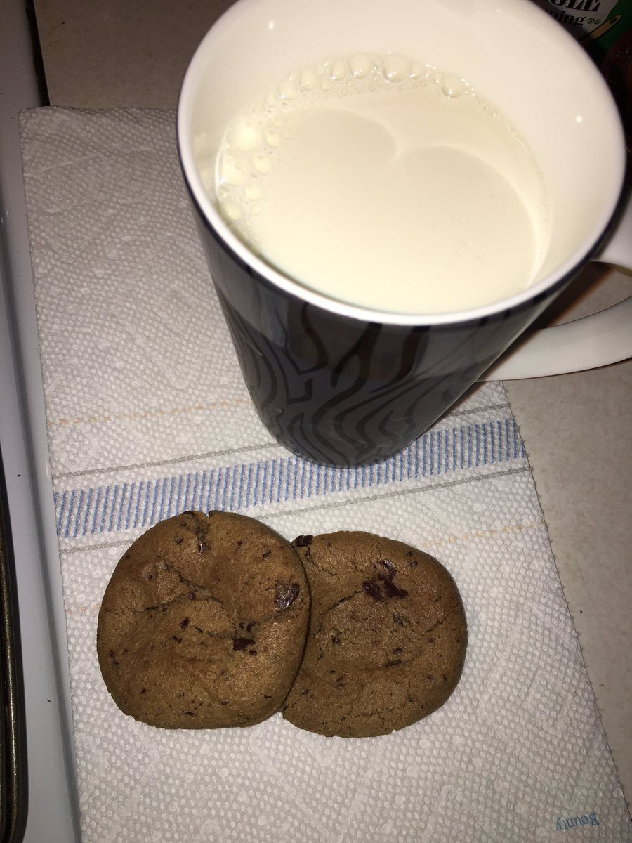 ℭ𝔞𝔦𝔱𝔩𝔦𝔫 🐝 tweet media