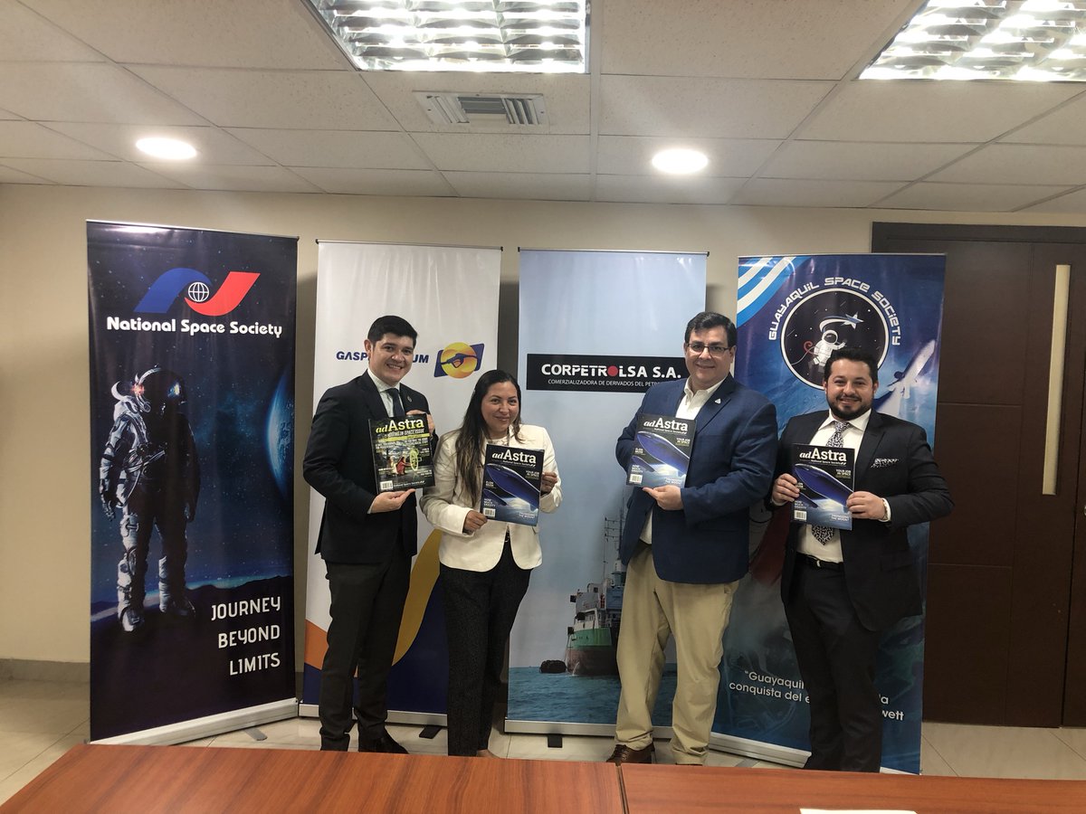 GuayaquilSpace's tweet photo. Haciendo entrega de la revista Ad Astra del @nss a @JaiR0_M Gte Gral. de Corpetrolsa y @AngelBustos86 su Gte. Comercial.  El deseo de este acuerdo es generar oportunidades para la gente joven de la Peninsula de Santa Elena en mejorar su educacion y aspiracion universitaria. 🚀🛰️ https://t.co/1oRZquyuq0