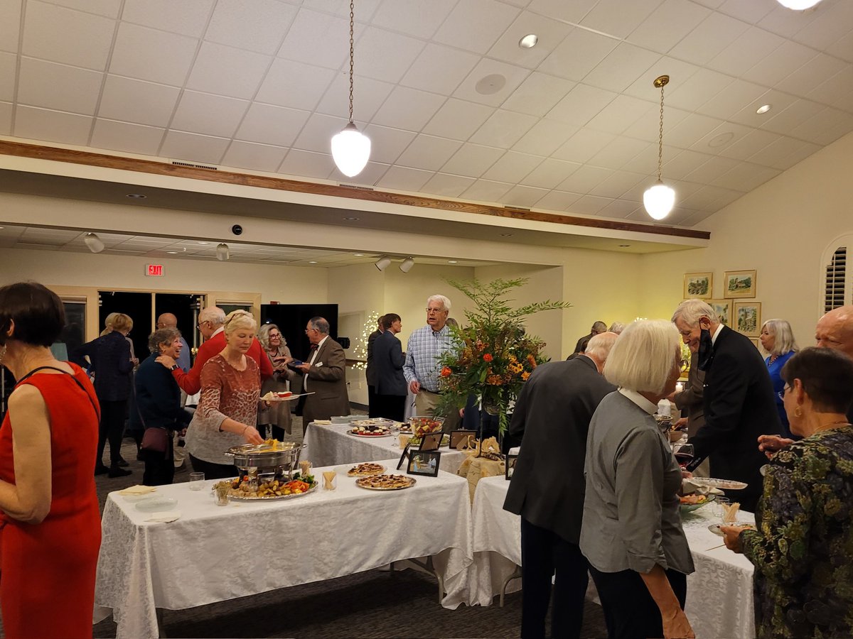 BishopJoseWNC's tweet photo. Tonight Elizabeth Roles was officially installed as the new rector of St. Philip's, Brevard. It was a joyous celebration! And, as always, the parish outdid themselves with a beautiful reception. Welcome Elizabeth and Thomas to our diocesan family. https://t.co/lQsudq43Rw